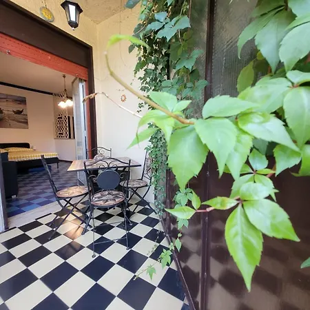 Naxos House Апартаменты